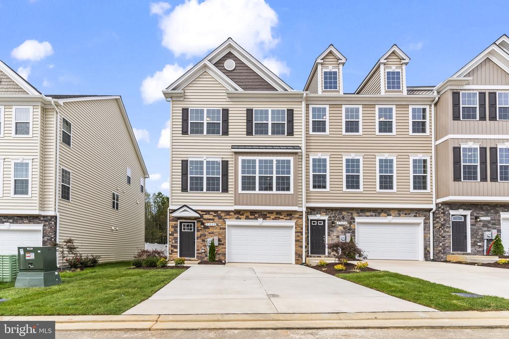23688 DRAGONFLY LANE