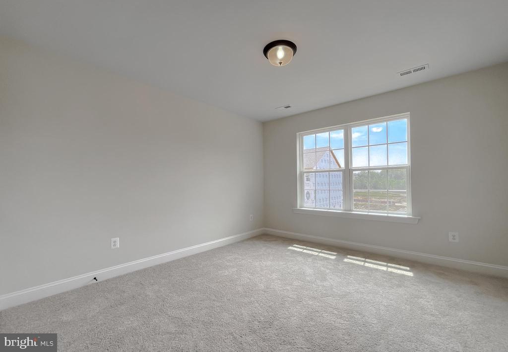 23712 DRAGONFLY LANE