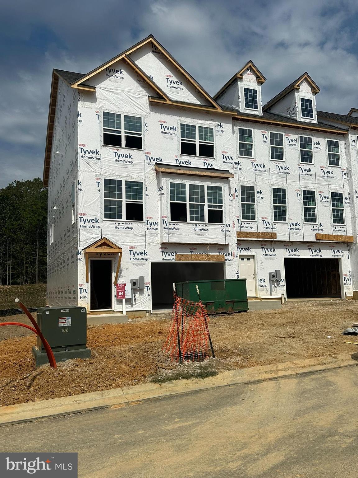 23712 DRAGONFLY LANE