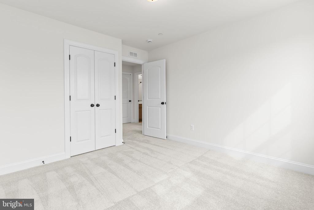 Lot 92- 23700 DRAGONFLY LANE
