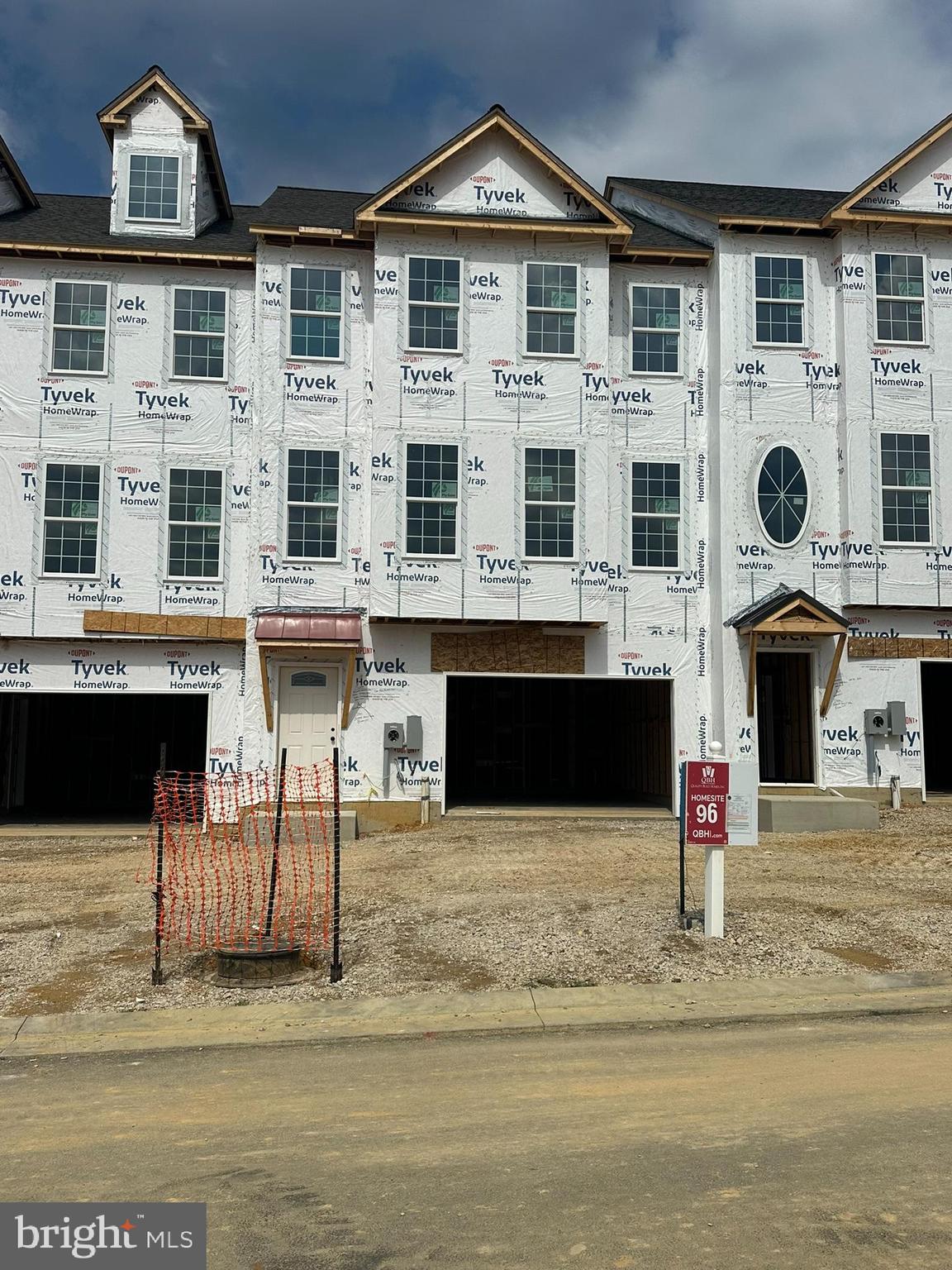 23724 DRAGONFLY LANE