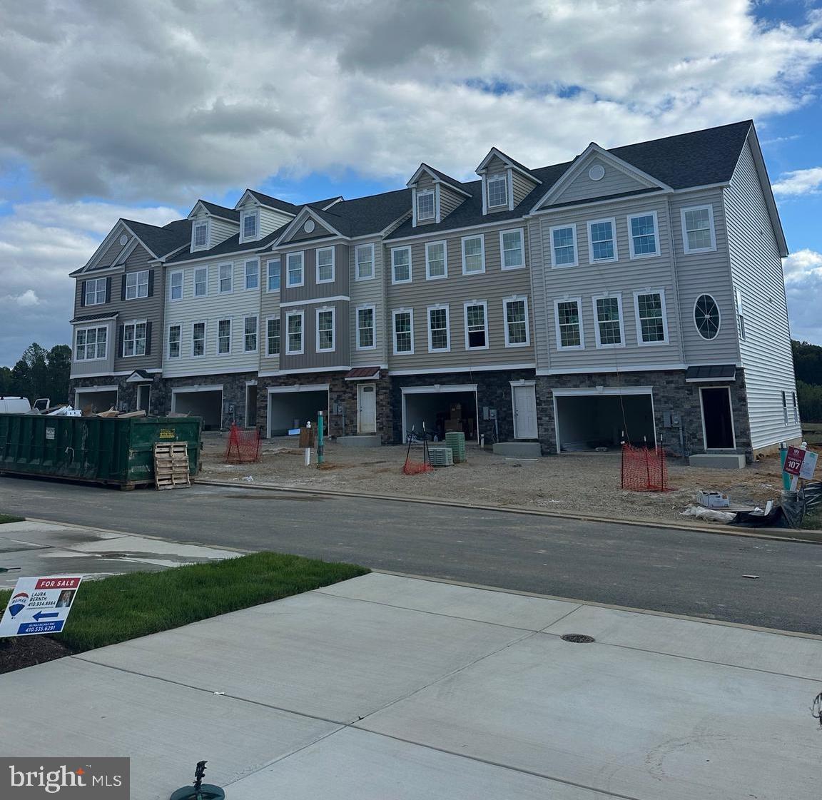 23701 DRAGONFLY LANE