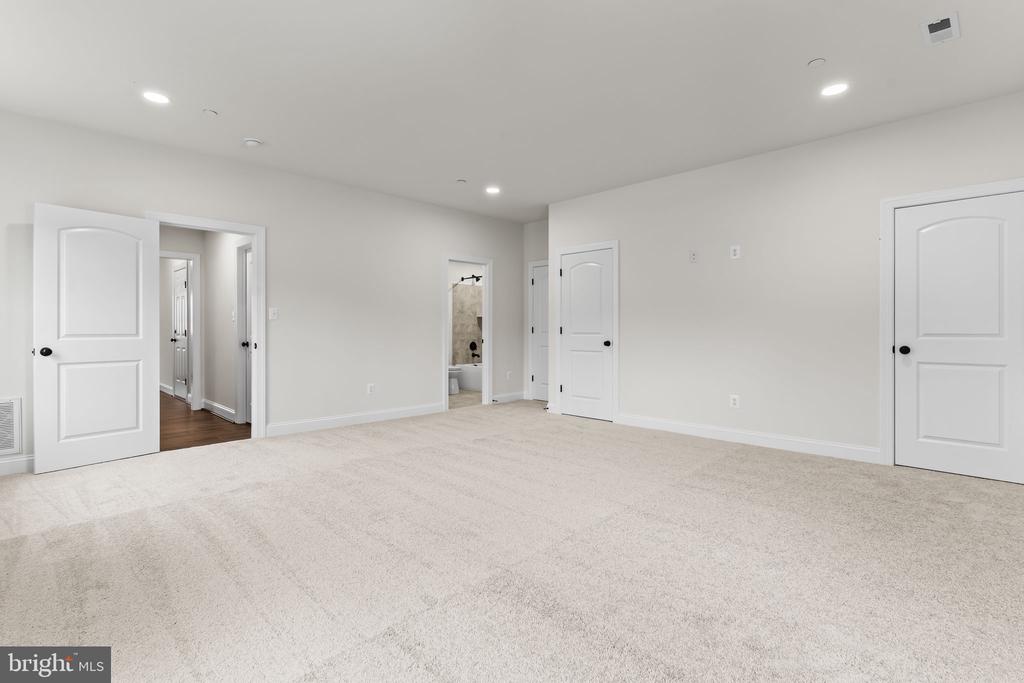 23701 DRAGONFLY LANE