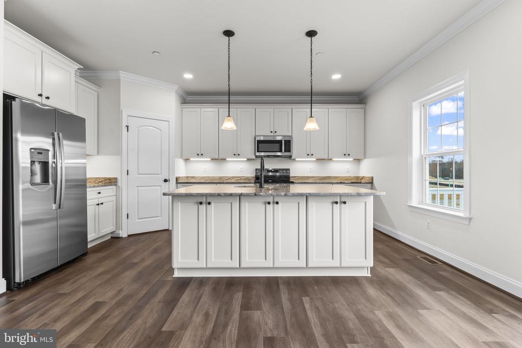 23701 DRAGONFLY LANE