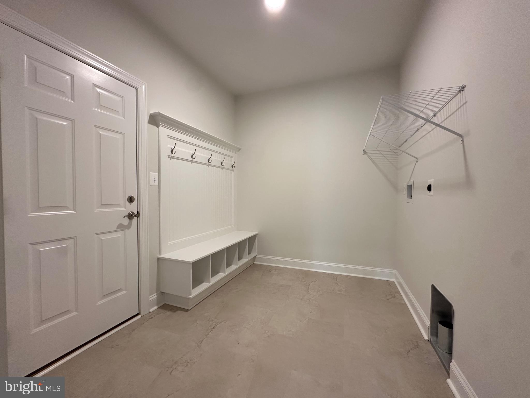 24173 ALICE SPRING LANE