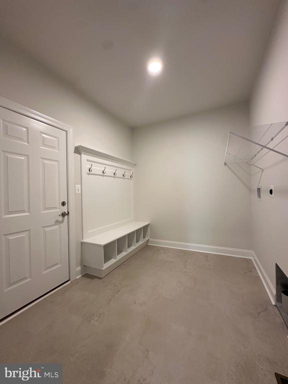 24173 ALICE SPRING LANE