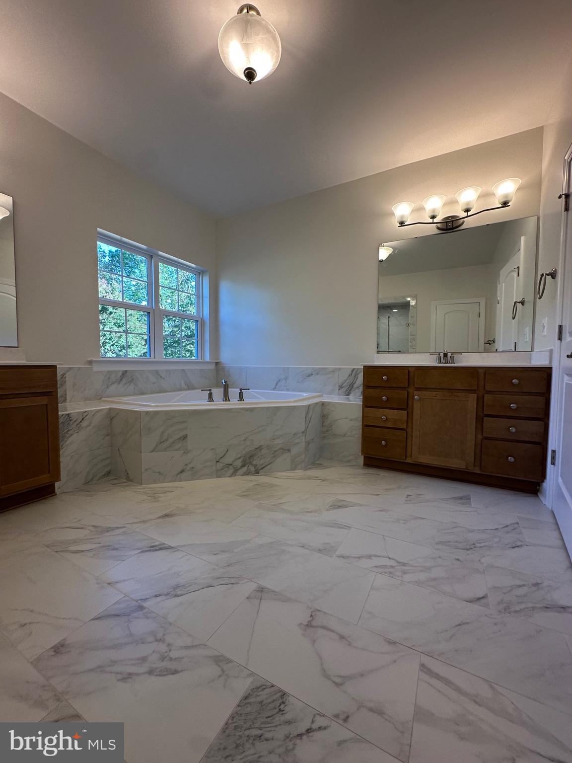 24173 ALICE SPRING LANE