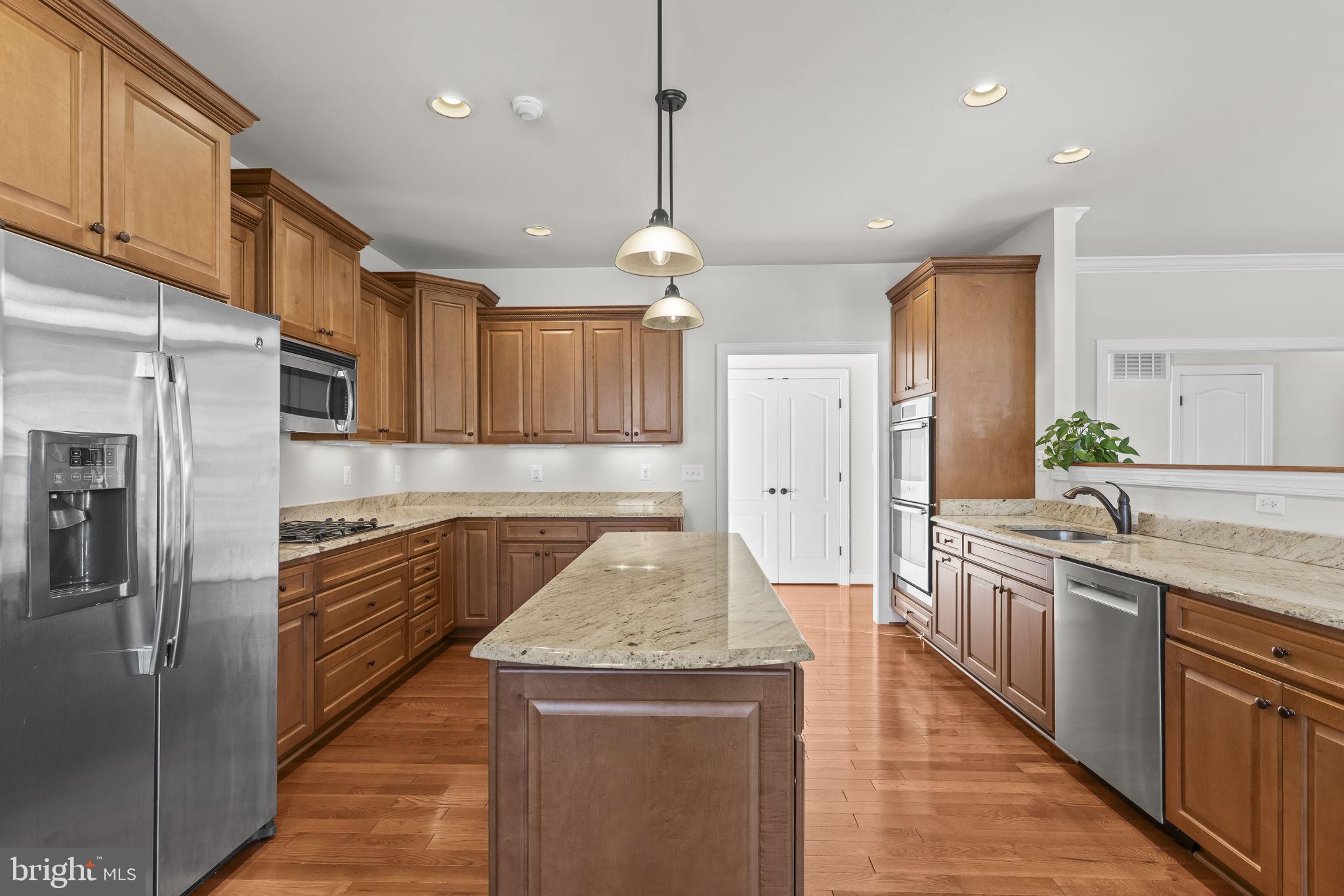 41492 CHARISMATIC WAY