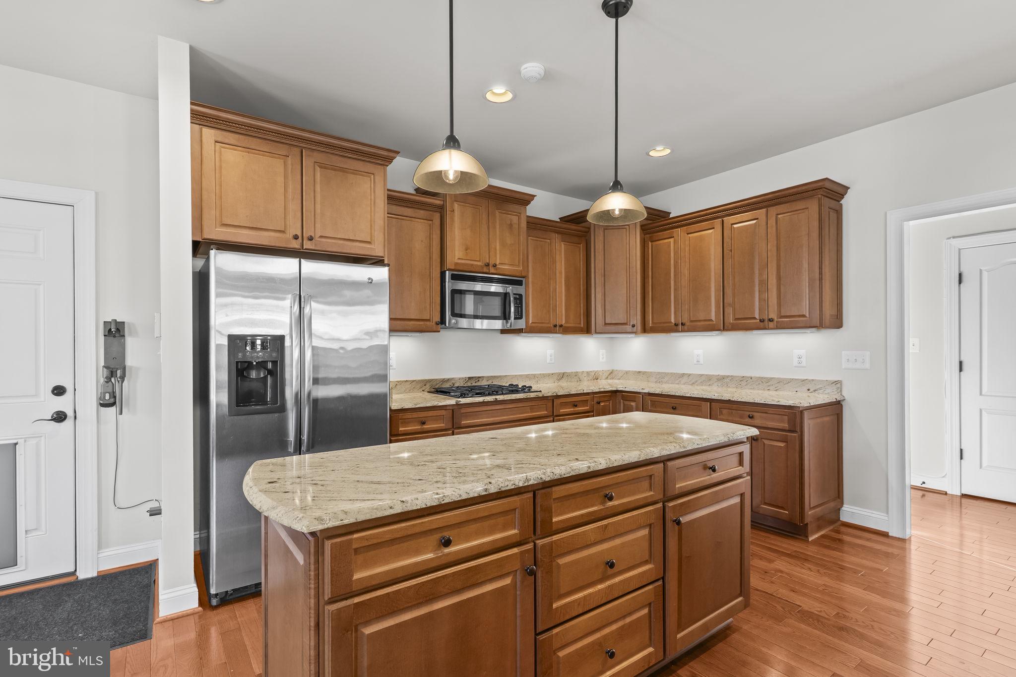 41492 CHARISMATIC WAY