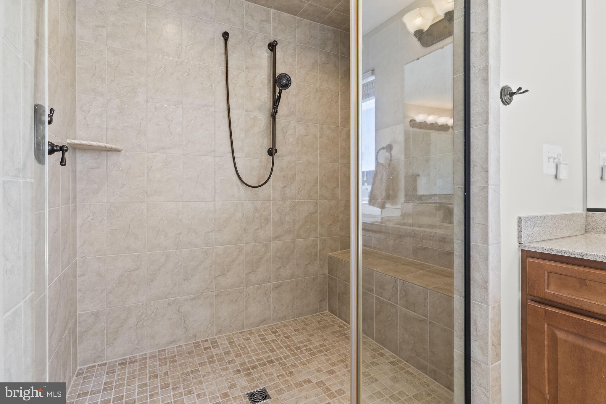 41492 CHARISMATIC WAY