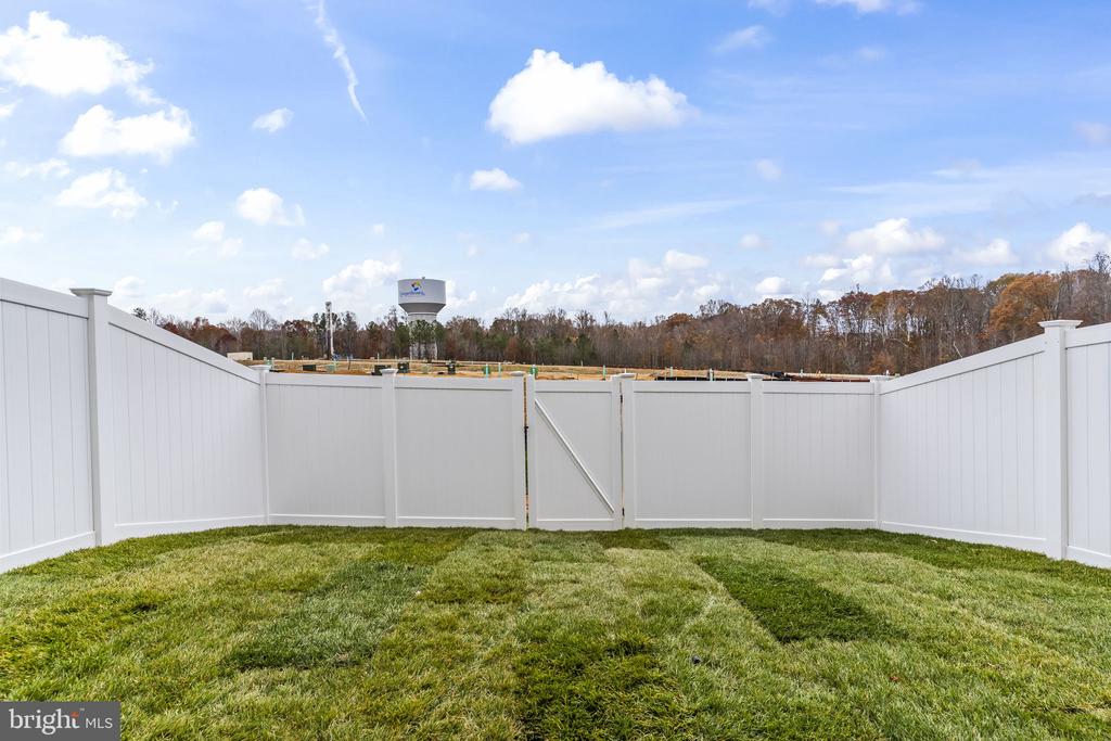 Lot 104- 23695 DRAGONFLY LANE