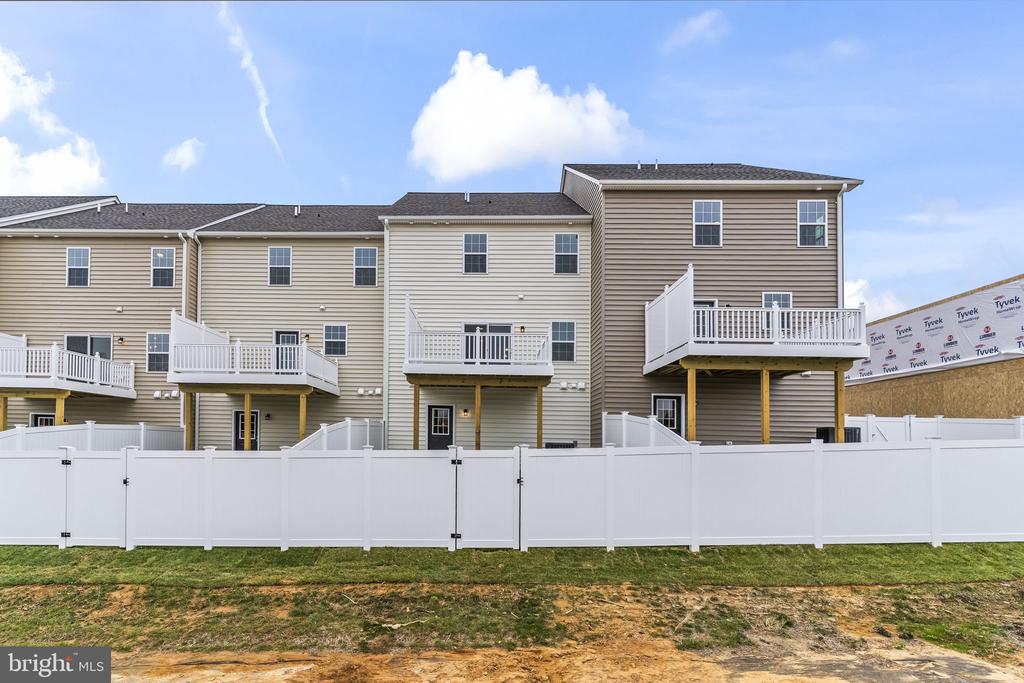 Lot 104- 23695 DRAGONFLY LANE
