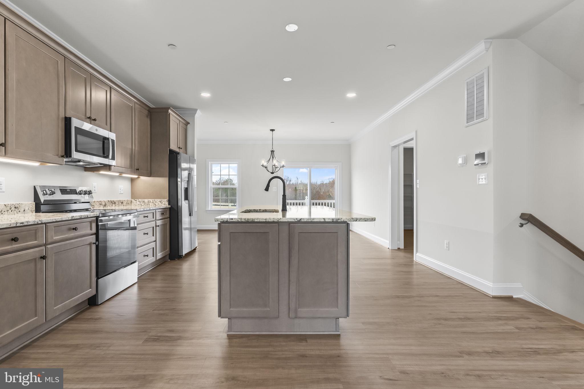 lot 106-23683 DRAGONFLY LANE