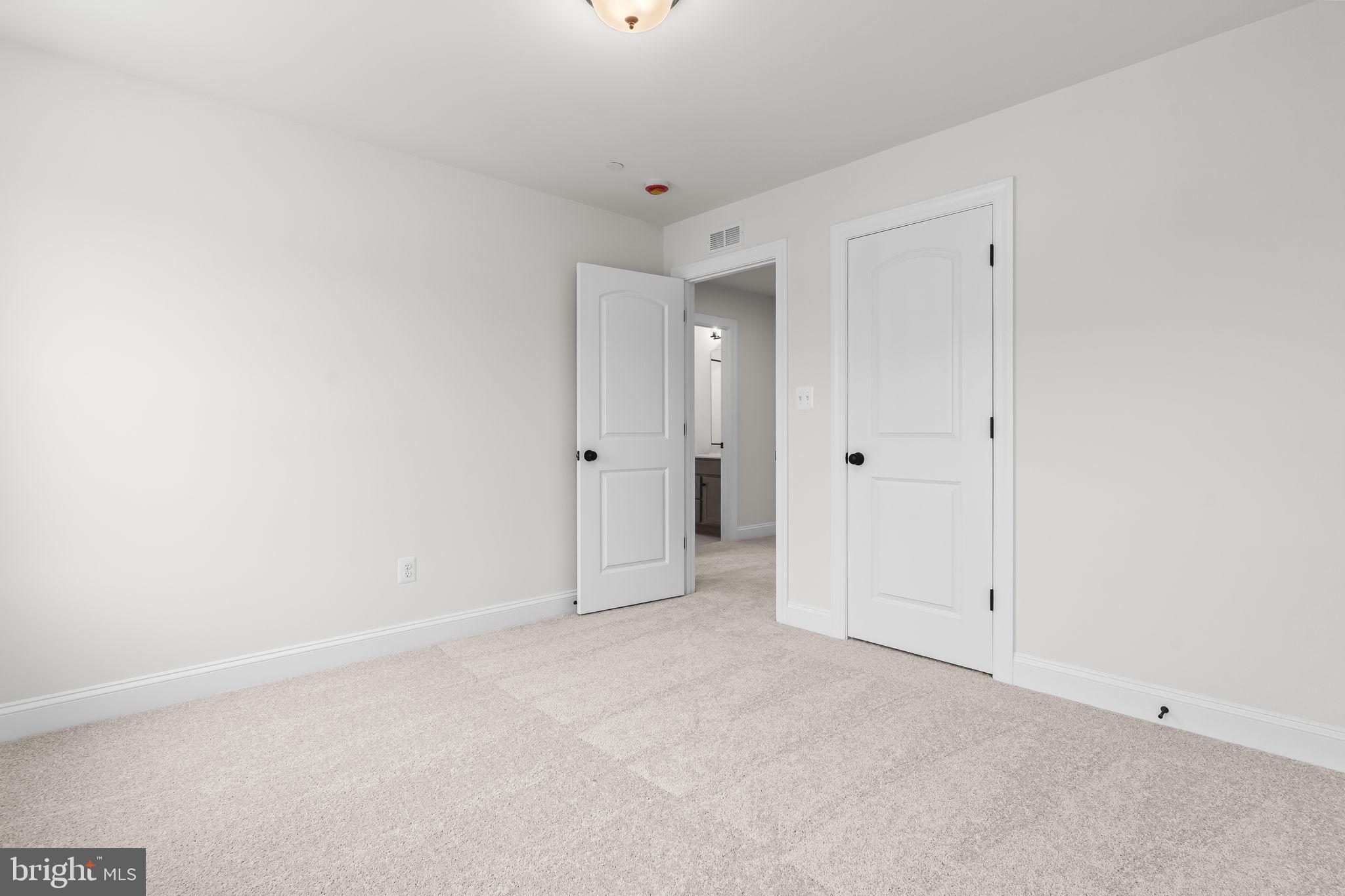 lot 106-23683 DRAGONFLY LANE