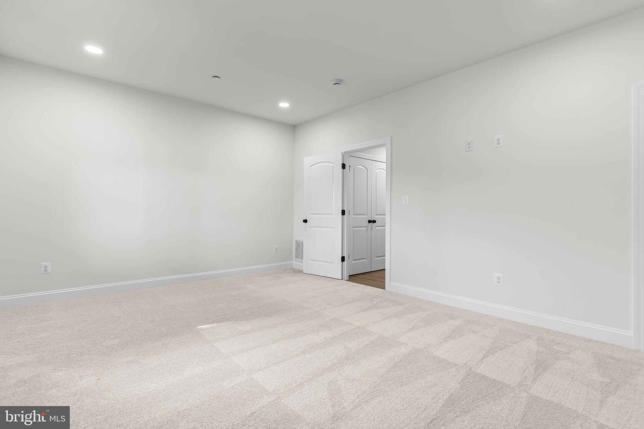 lot 106-23683 DRAGONFLY LANE