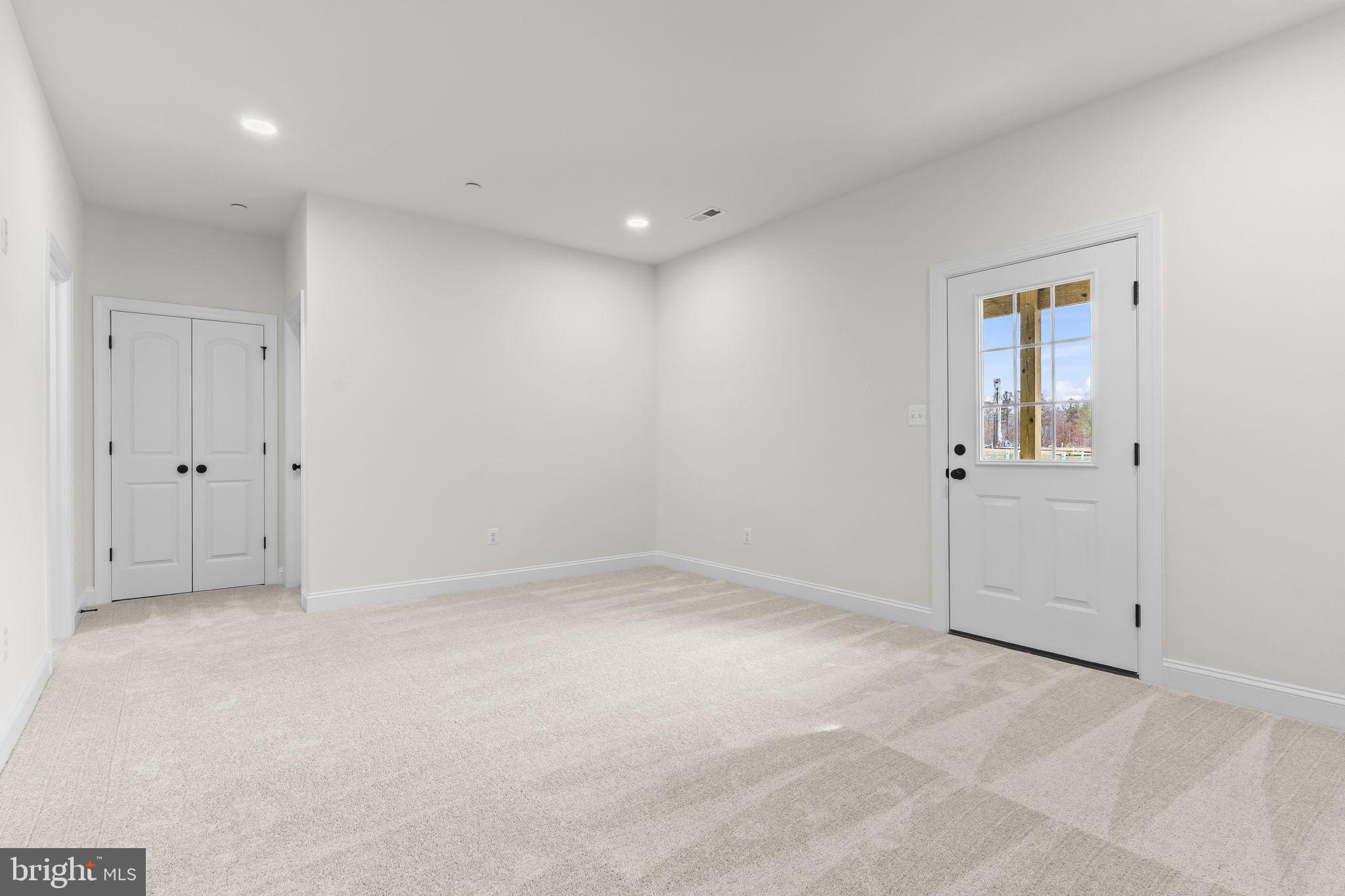 lot 106-23683 DRAGONFLY LANE