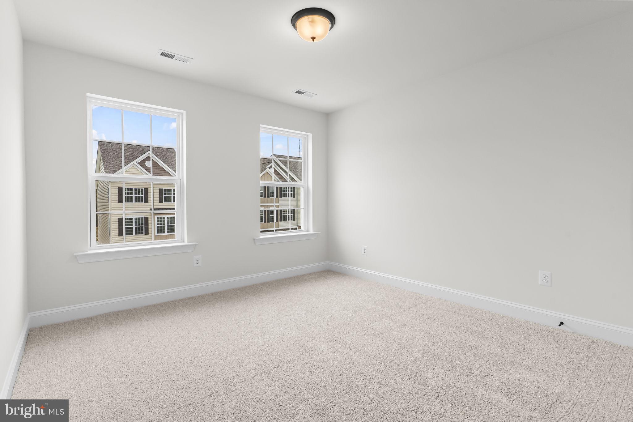 lot 106-23683 DRAGONFLY LANE