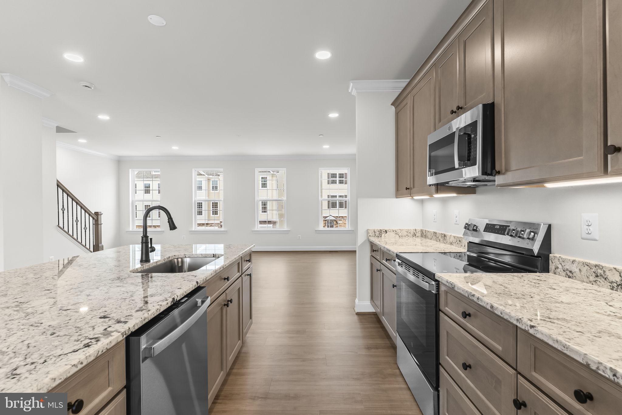 lot 106-23683 DRAGONFLY LANE