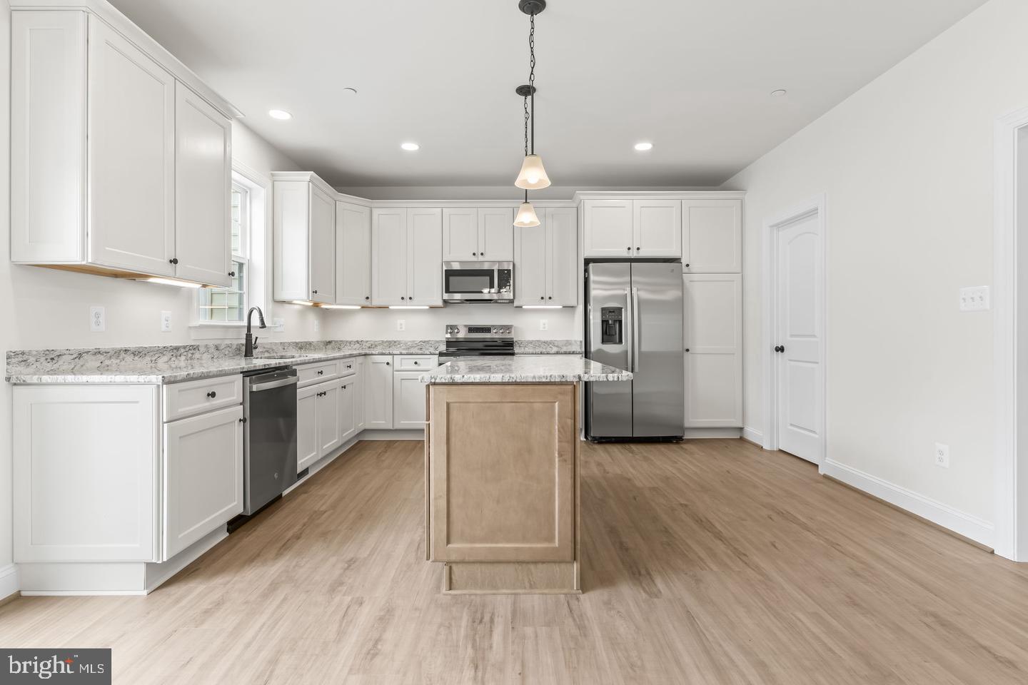 Lot 100 - 23719 DRAGONFLY LANE