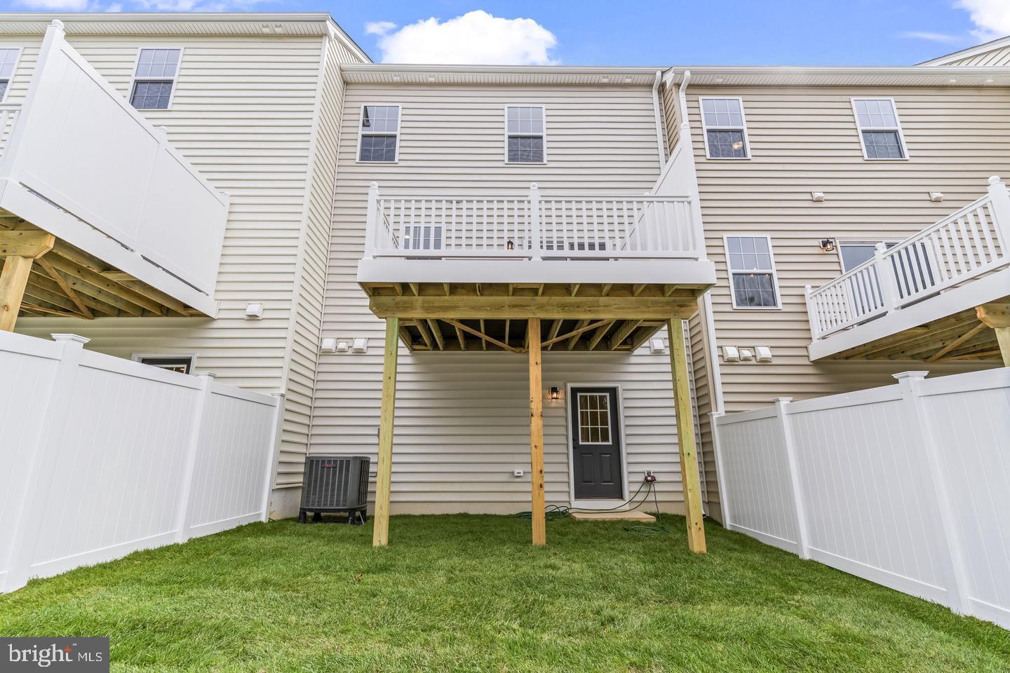 Lot 100 - 23719 DRAGONFLY LANE