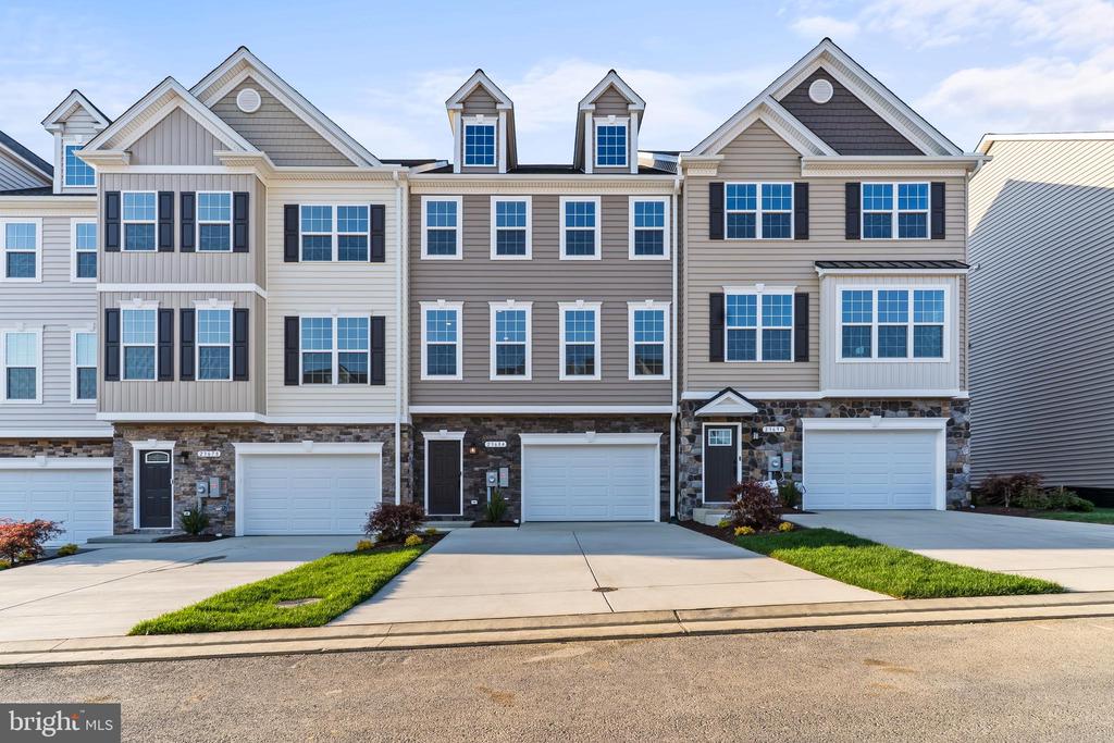 Lot 101 - 23713 DRAGONFLY LANE