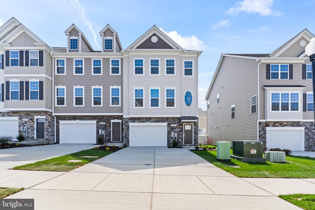 Lot 141 - 23653 DRAGONFLY LANE