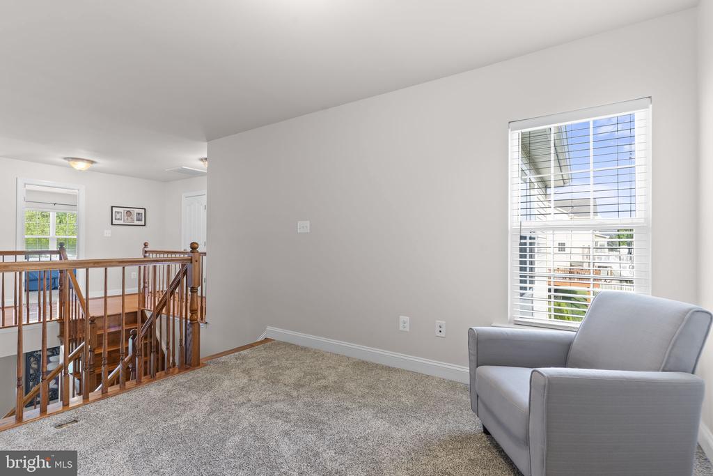 41389 HOLIDAY COURT