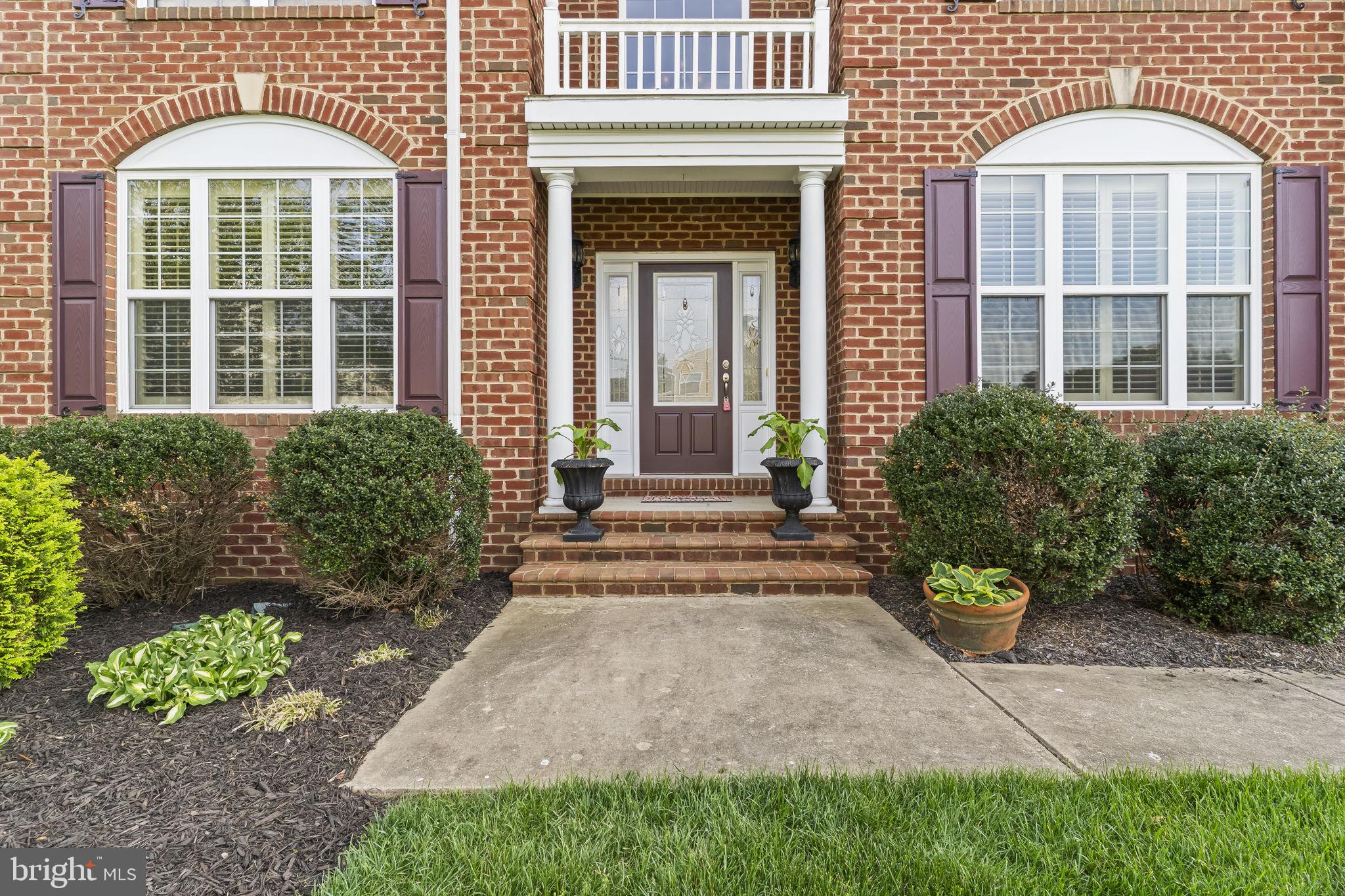 41389 HOLIDAY COURT