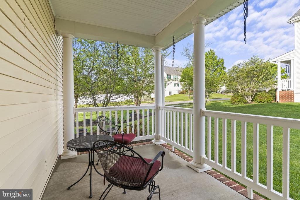 41389 HOLIDAY COURT