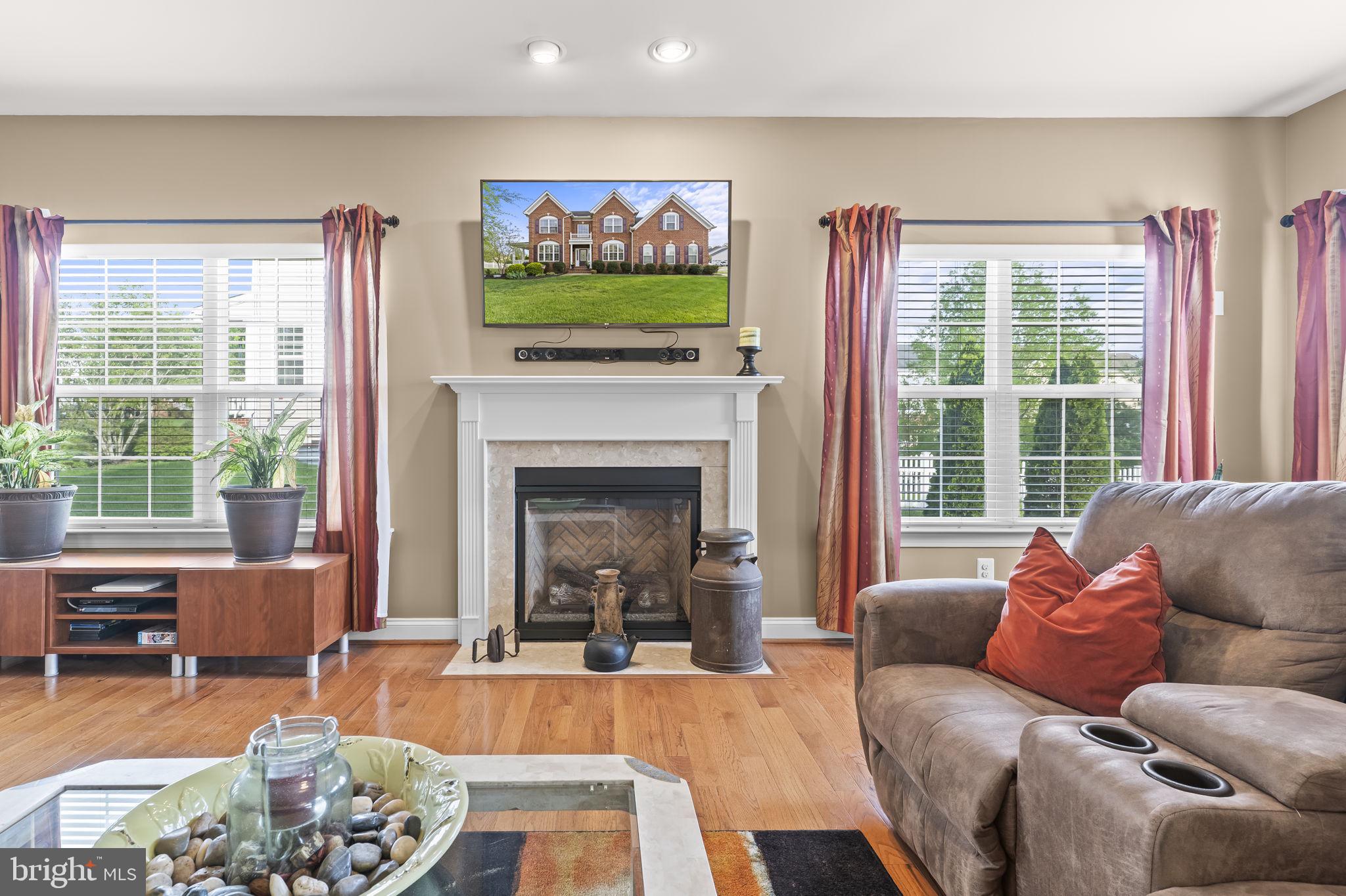41389 HOLIDAY COURT