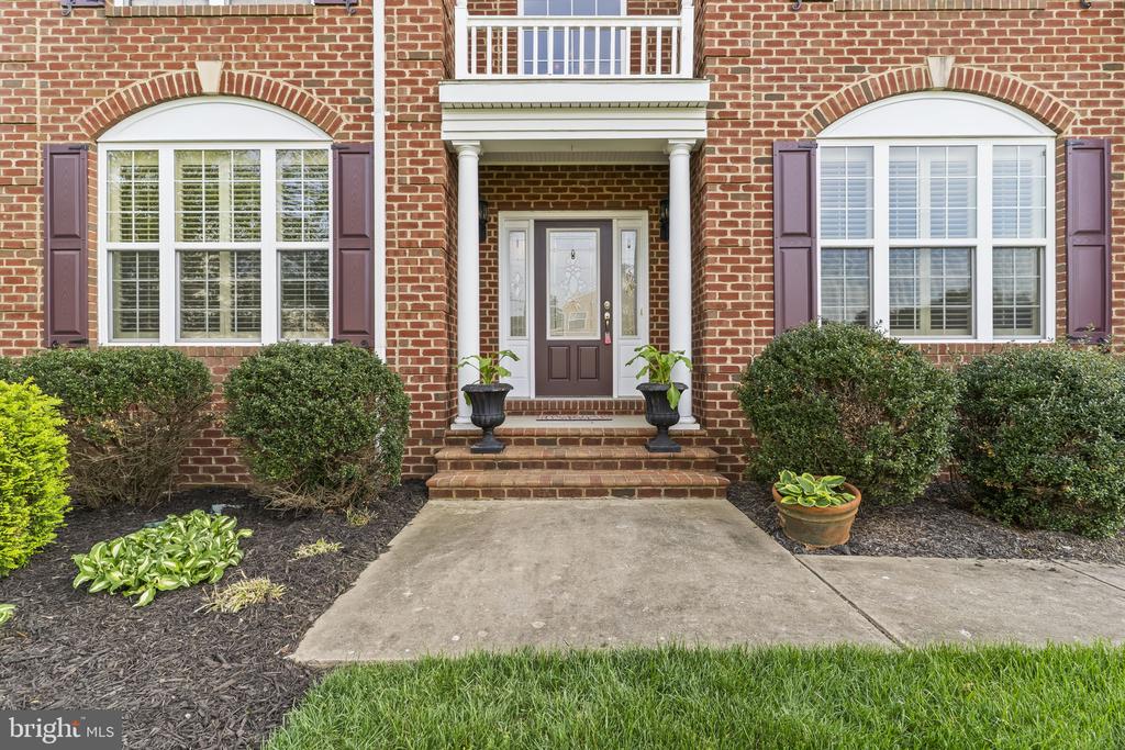 41389 HOLIDAY COURT