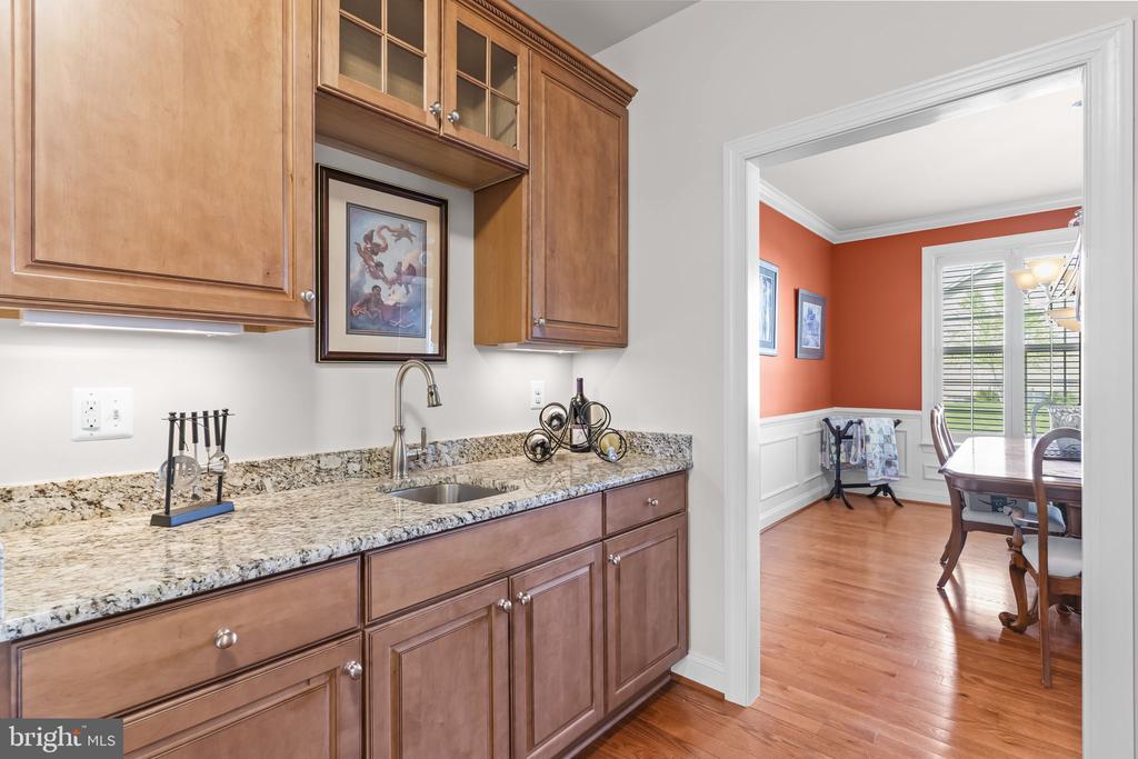 41389 HOLIDAY COURT