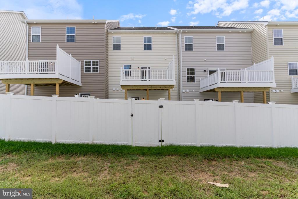 Lot 140 - 23659 DRAGONFLY LANE