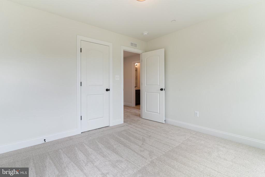 Lot 140 - 23659 DRAGONFLY LANE