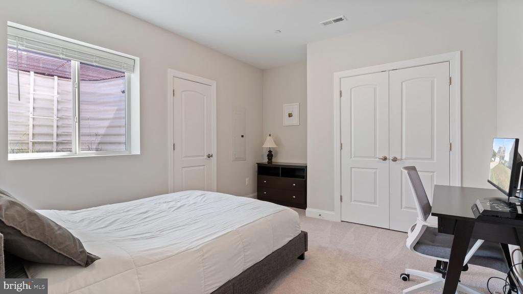 44018 COTTON TAIL COURT
