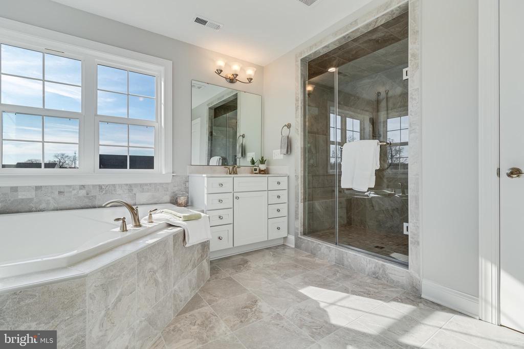 42102 WILDFLOWER DRIVE