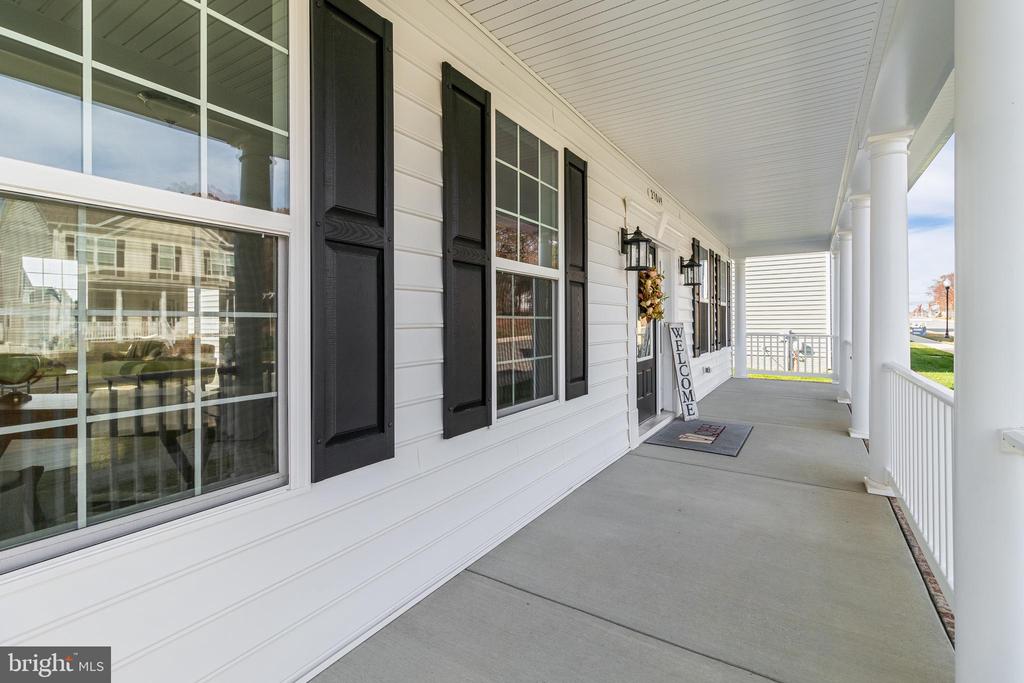 42102 WILDFLOWER DRIVE