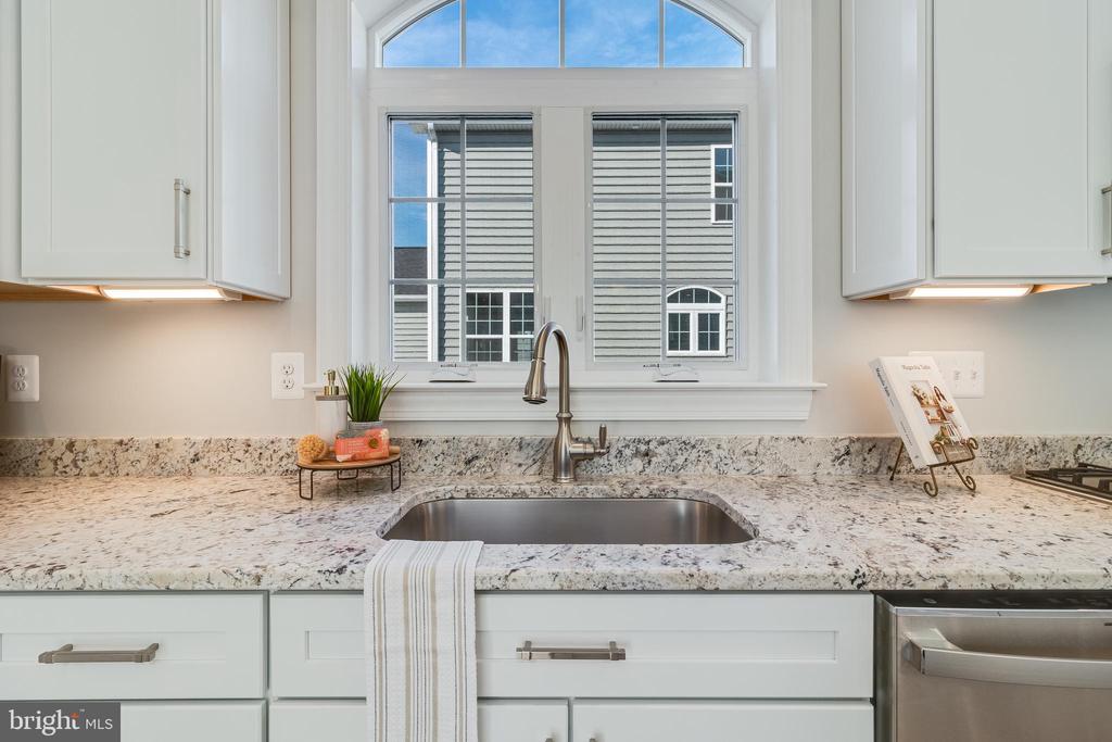 42102 WILDFLOWER DRIVE