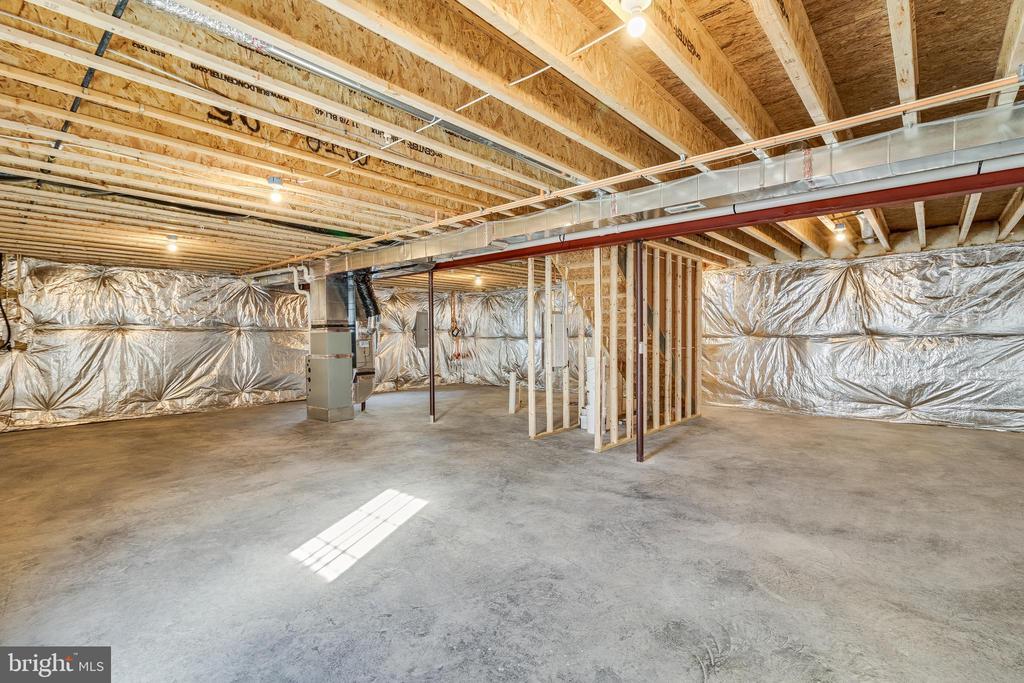 42102 WILDFLOWER DRIVE