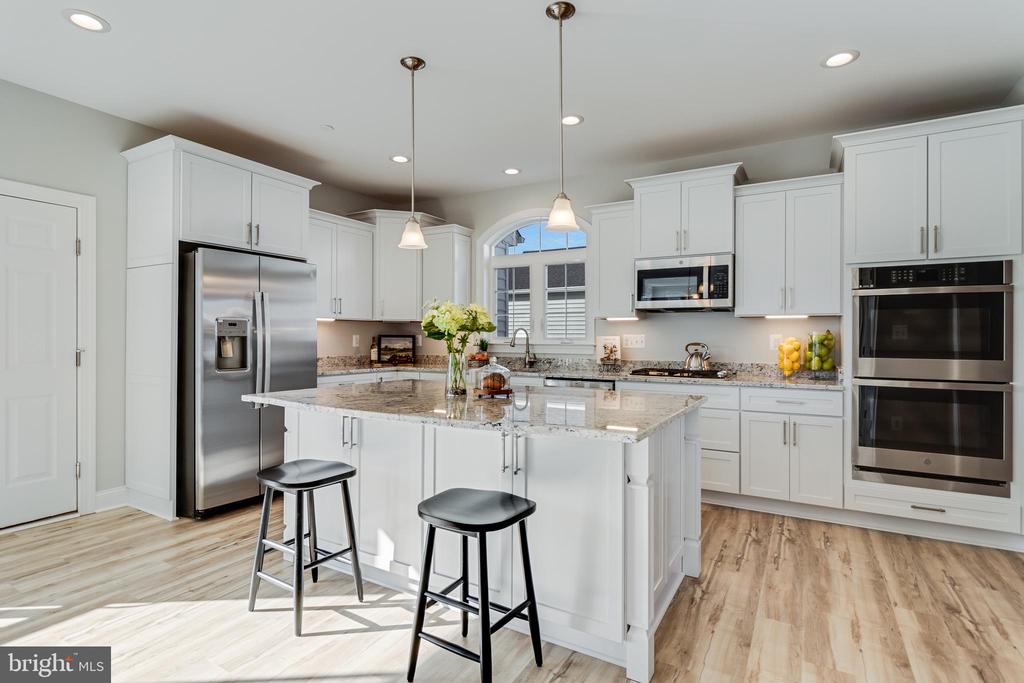 42102 WILDFLOWER DRIVE
