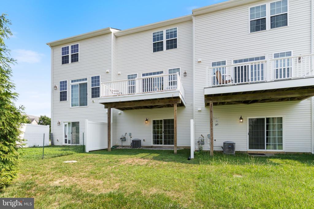 23159 FOXGLOVE WAY