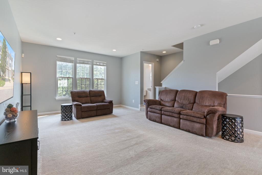 23159 FOXGLOVE WAY