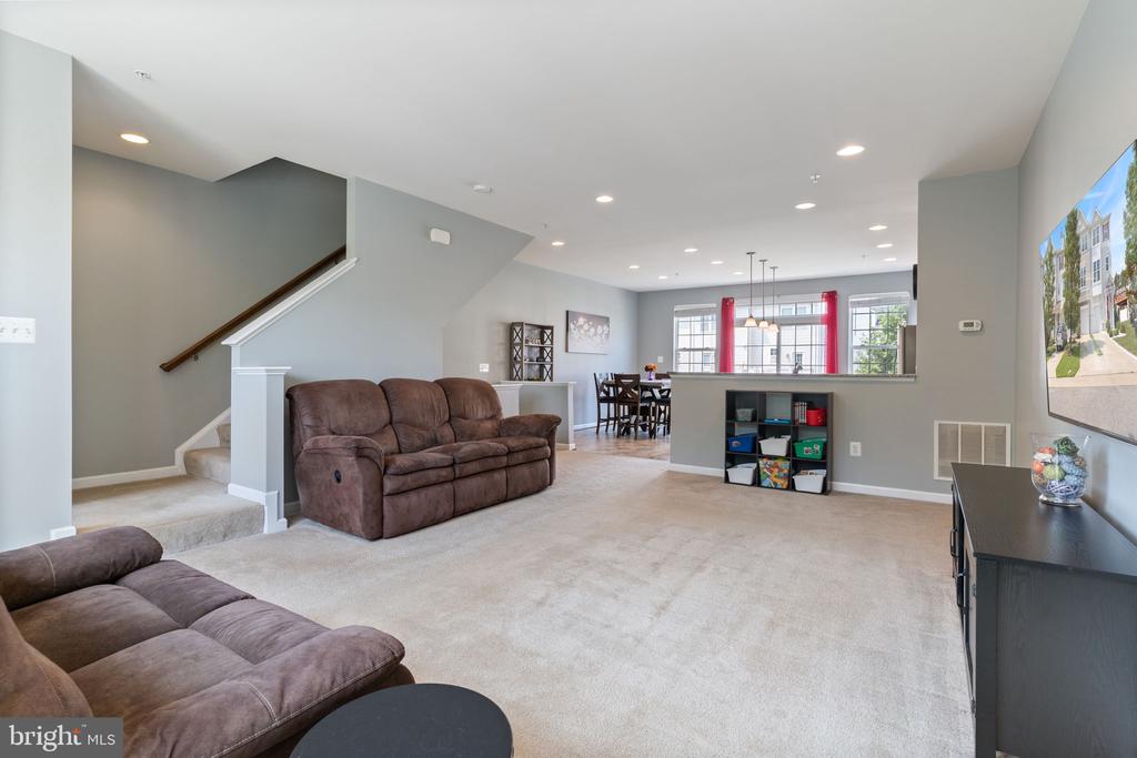 23159 FOXGLOVE WAY