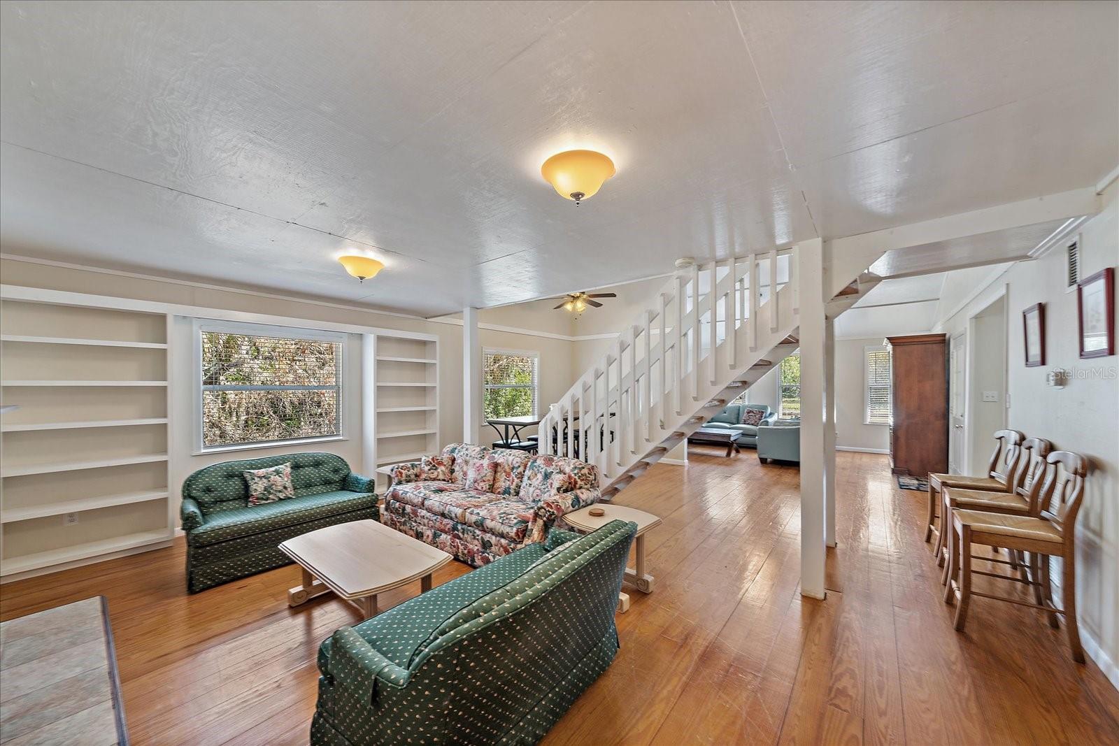 8280 IBIS ST
