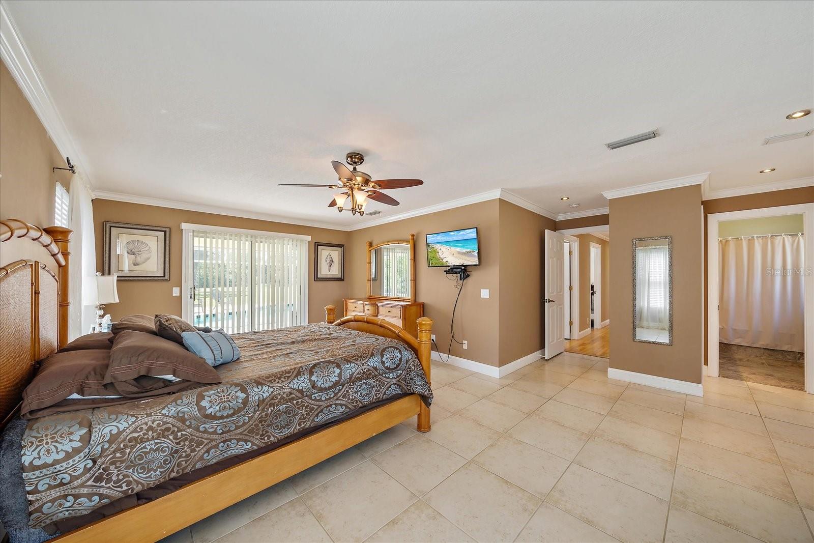 8280 IBIS ST