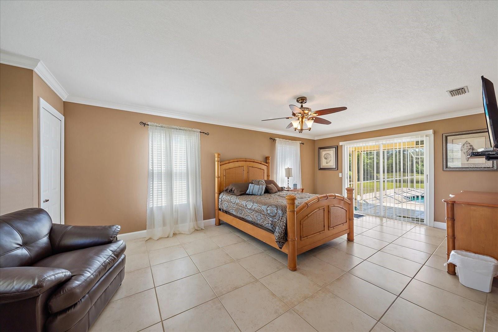 8280 IBIS ST