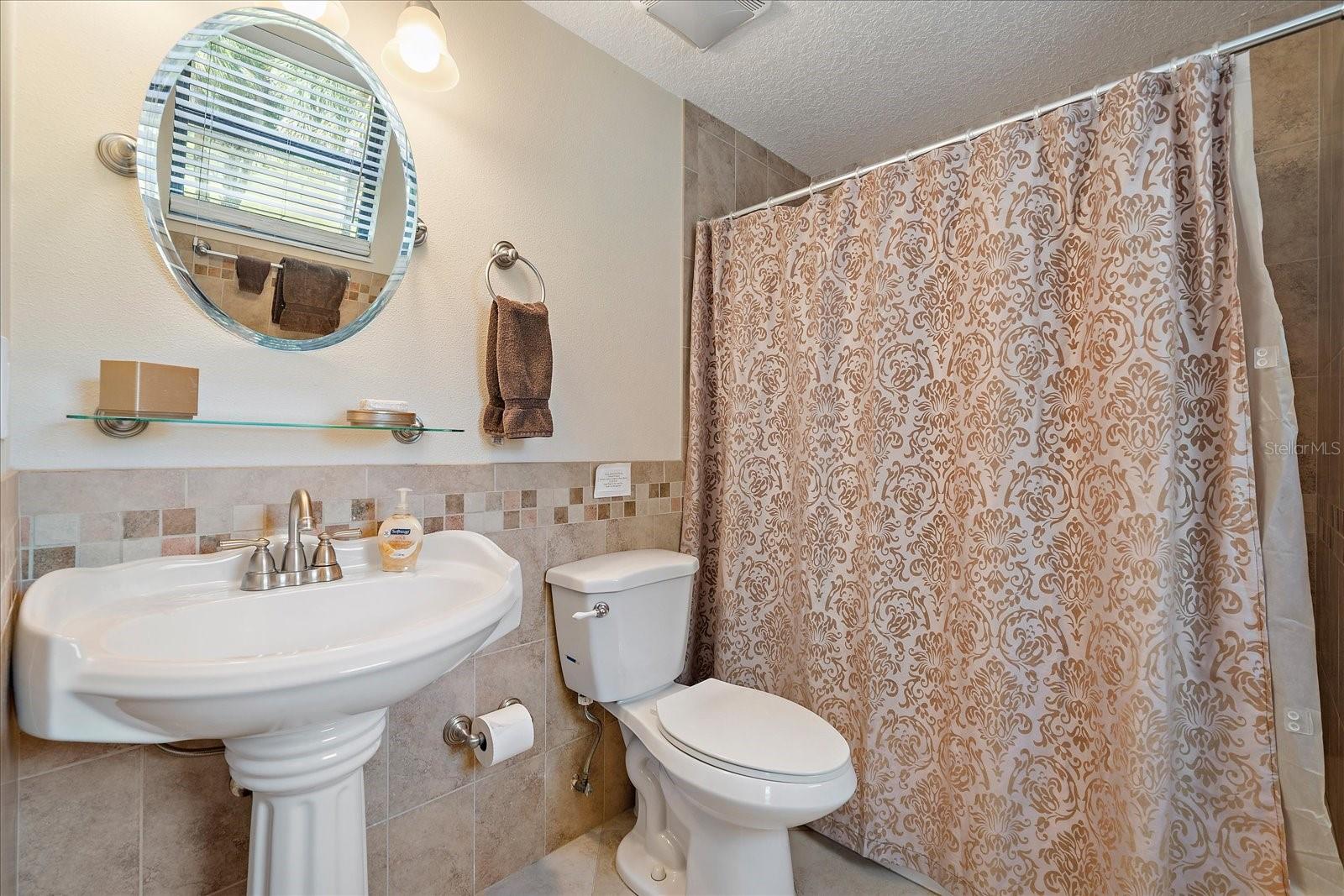 8280 IBIS ST