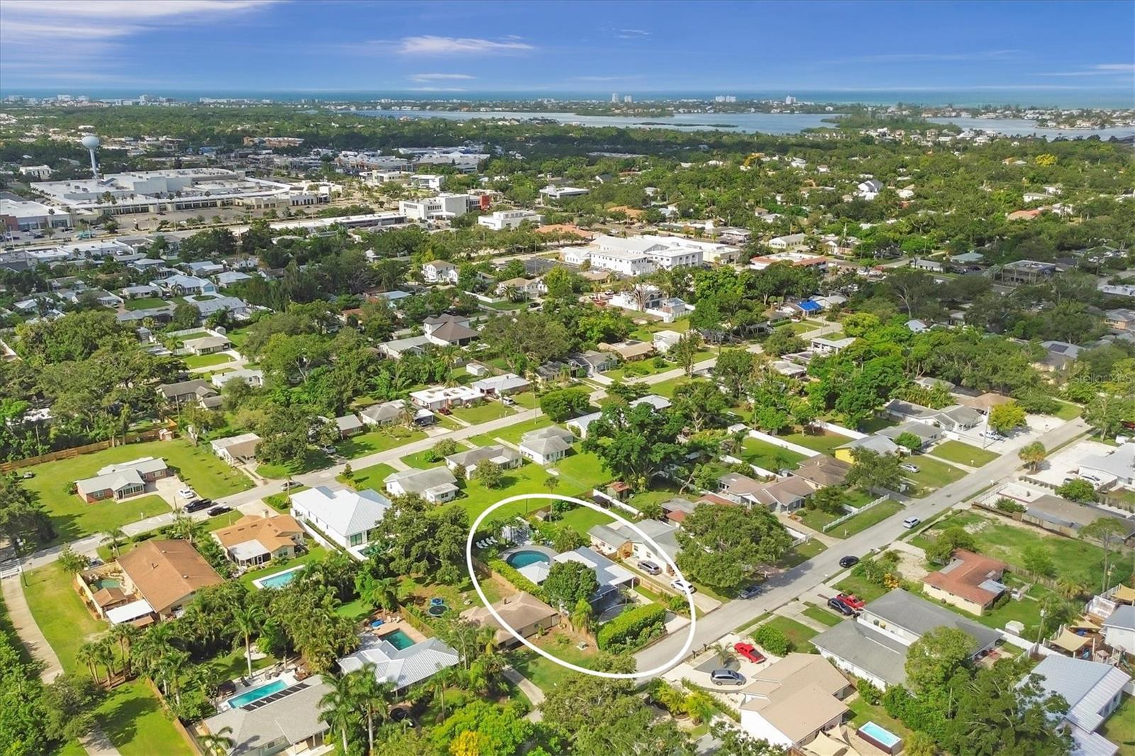 2154 BOUGAINVILLEA ST