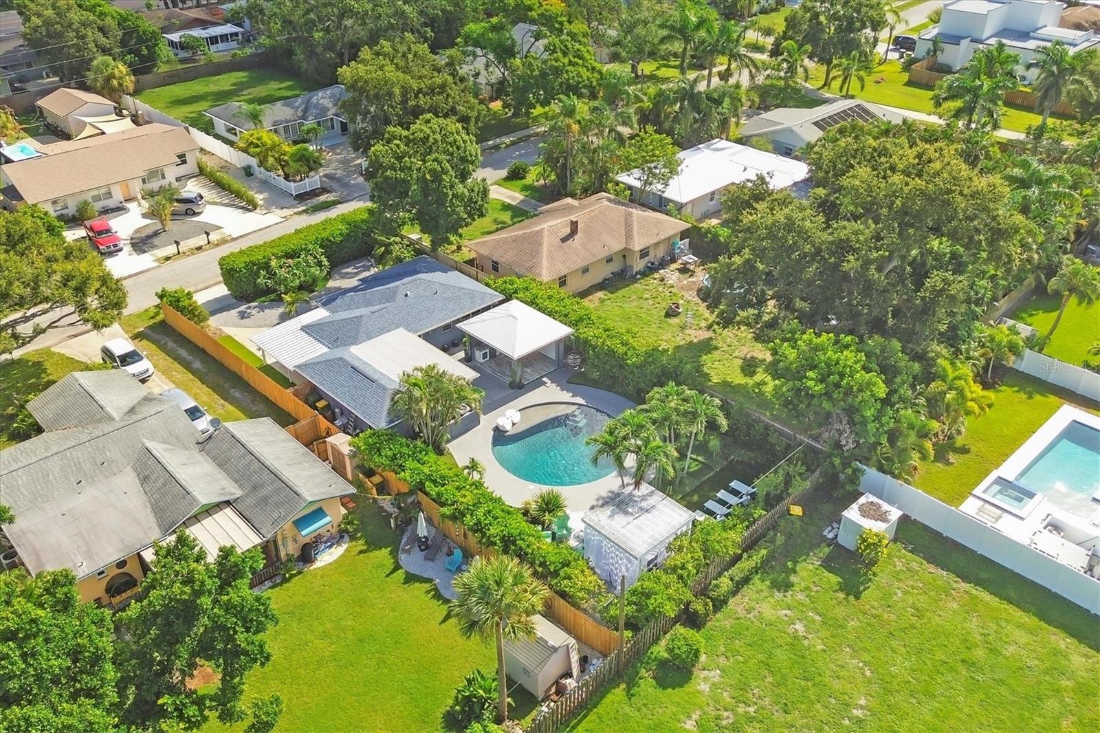 2154 BOUGAINVILLEA ST