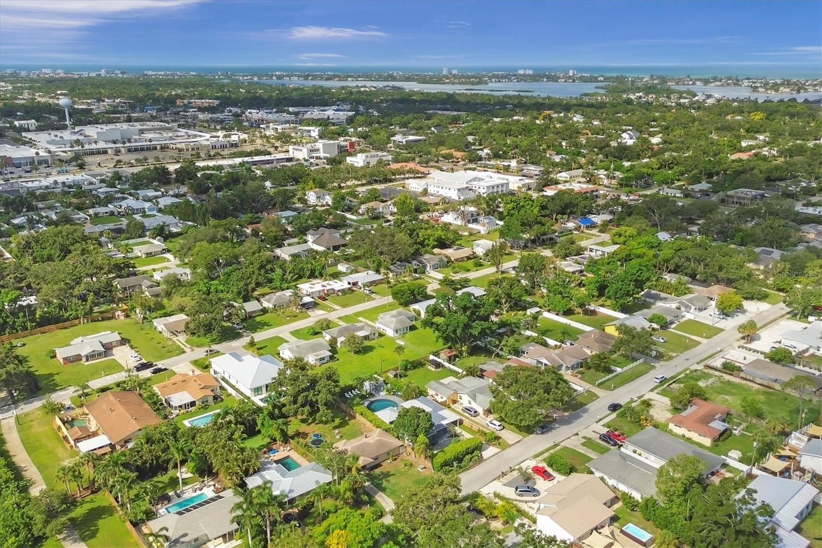 2154 BOUGAINVILLEA ST